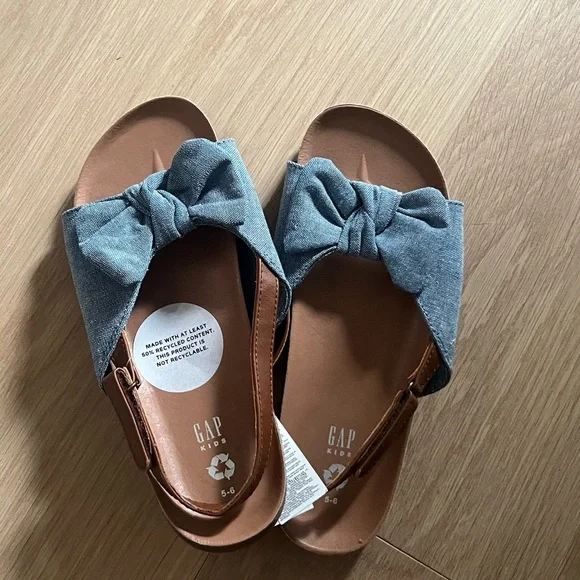 Gap Kids Blue Chambray Bow Sandals Size 5-6 (Big Kid) - Picture 6 of 6